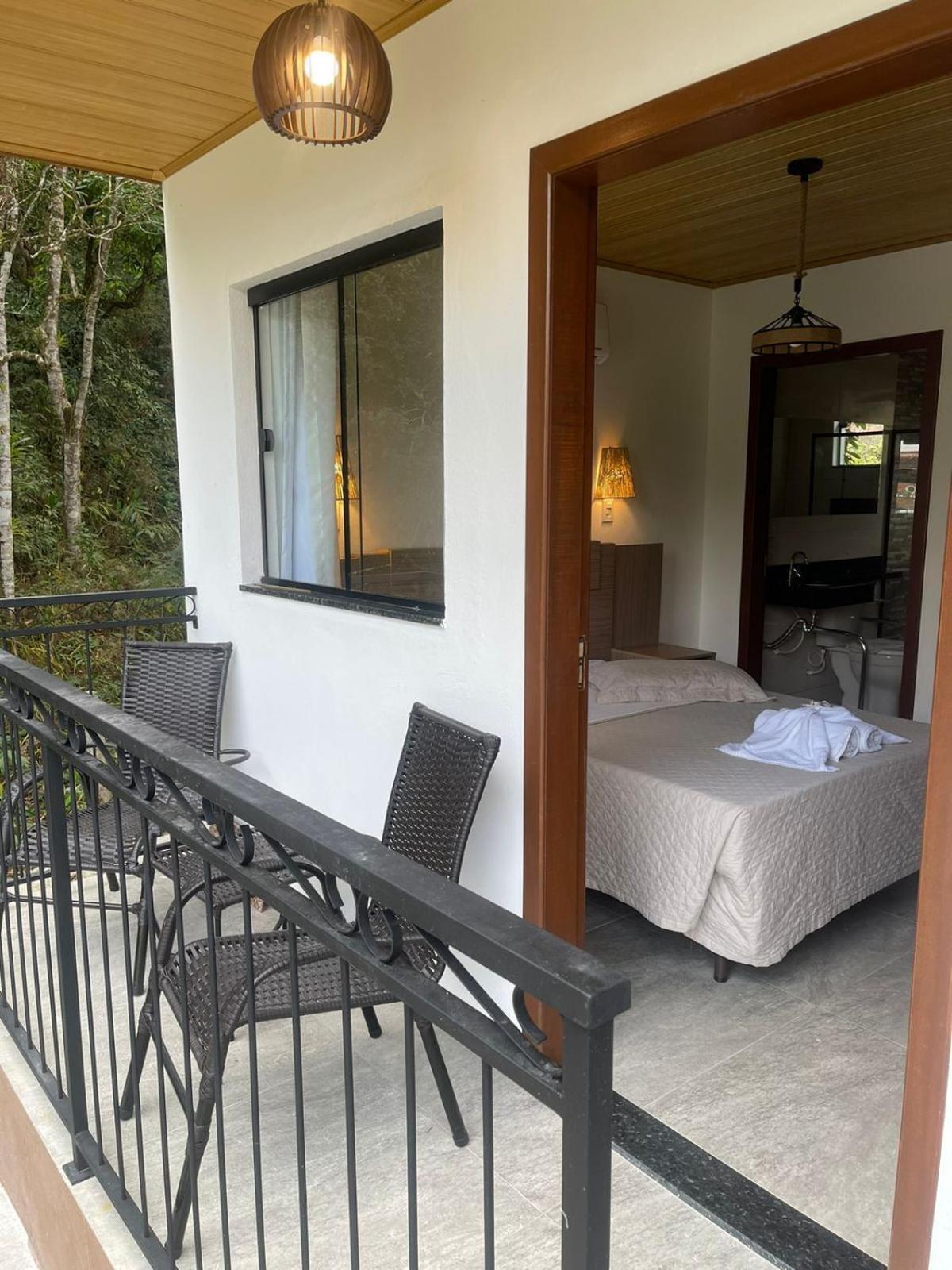 Inn Aconchegos Ile De France Penedo (Rio de Janeiro)