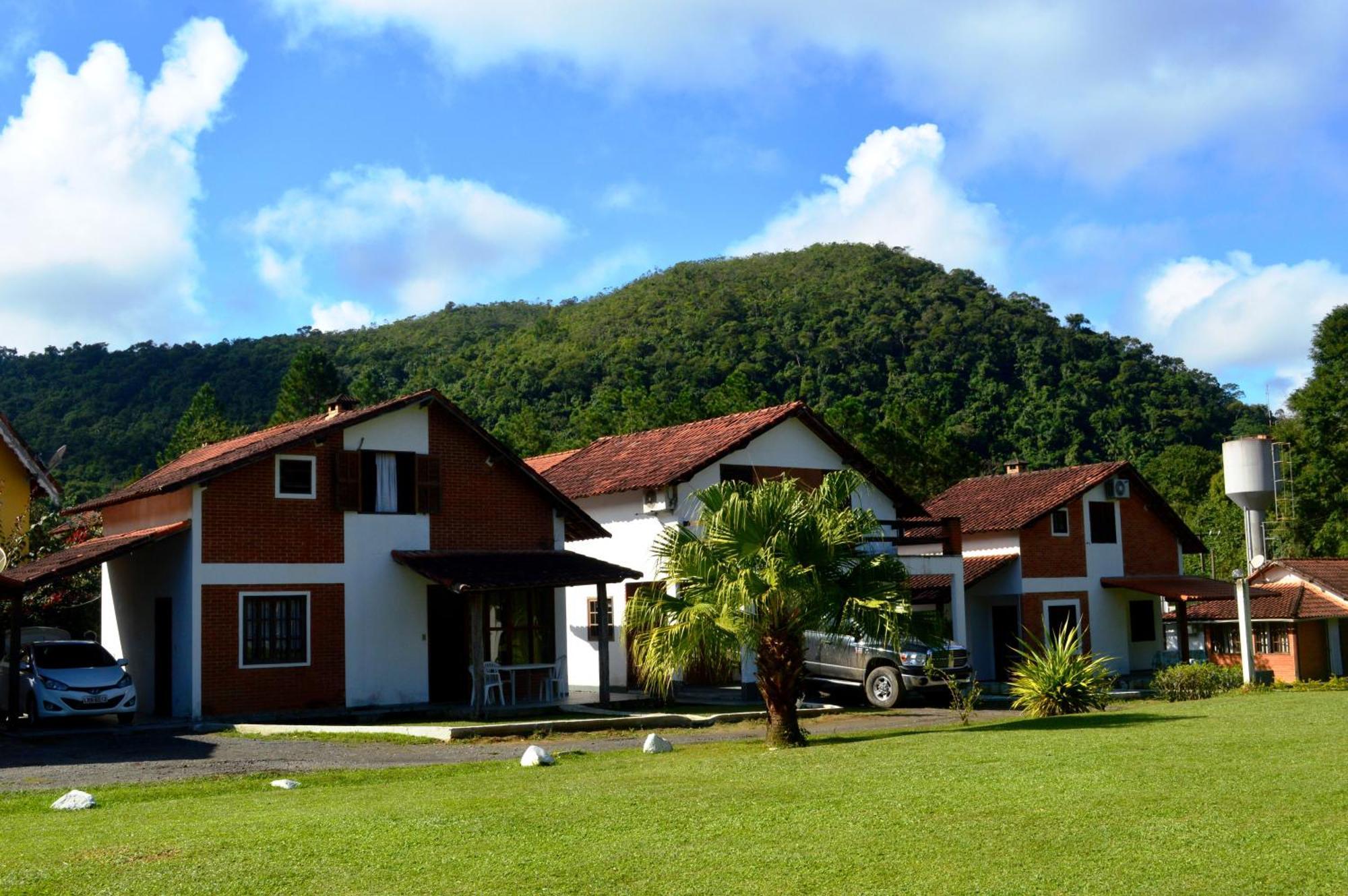 Inn Aconchegos Ile De France Penedo (Rio de Janeiro)