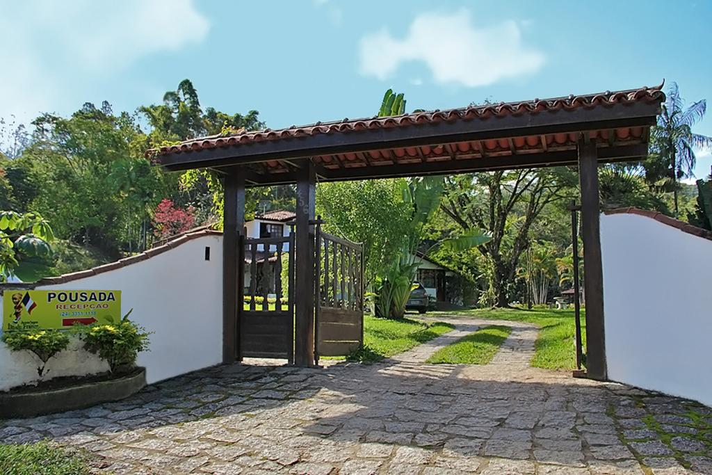 Inn Aconchegos Ile De France Penedo (Rio de Janeiro)