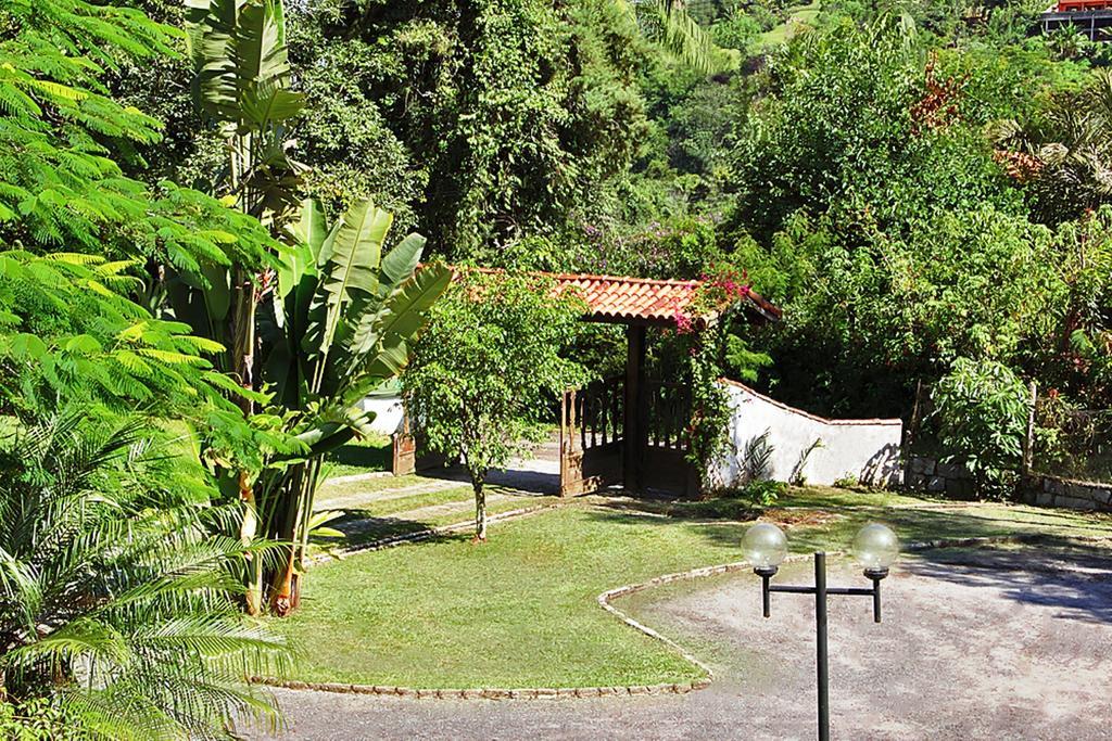 Aconchegos Ile De France 2* Penedo (Rio de Janeiro)